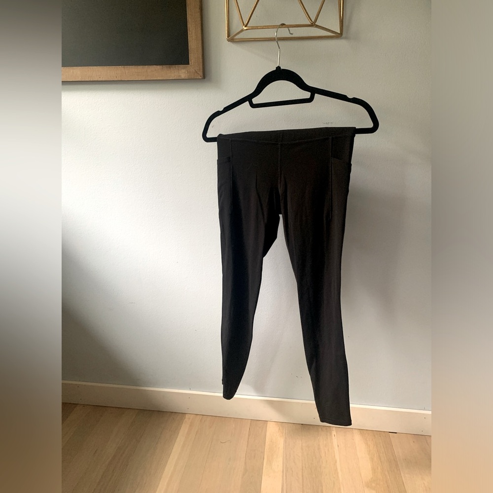 Athleta Salutation Stash Pocket Tight